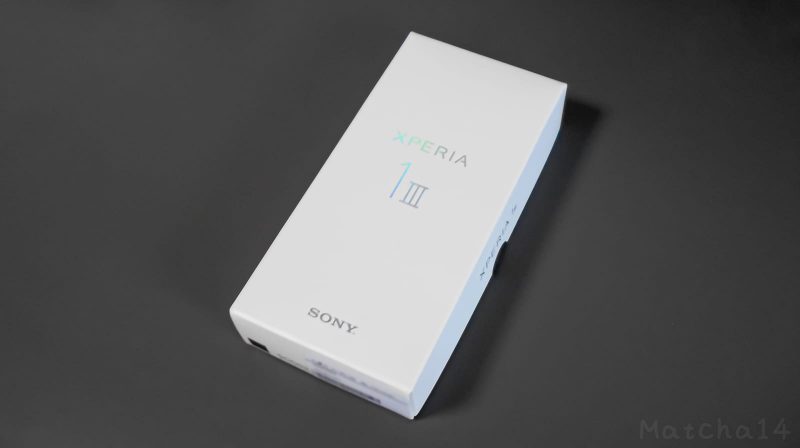 Xperia 1 IIIの外箱/正面